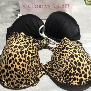✌🏼🌺TWO VICTORIA’S SECRET BATHING SUIT TOPS 34DD
